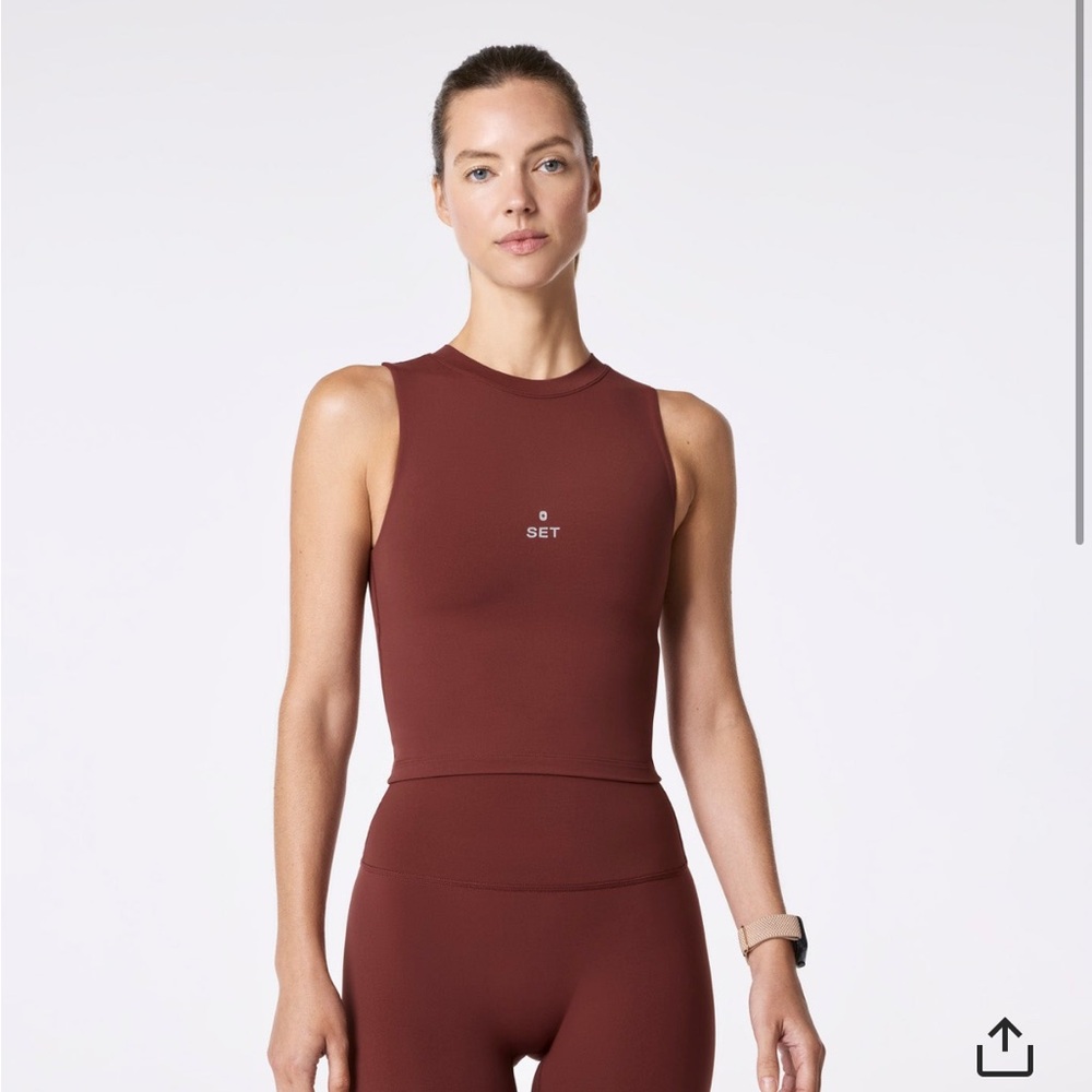 FIGS Set Active breathe lean bra walnut XS